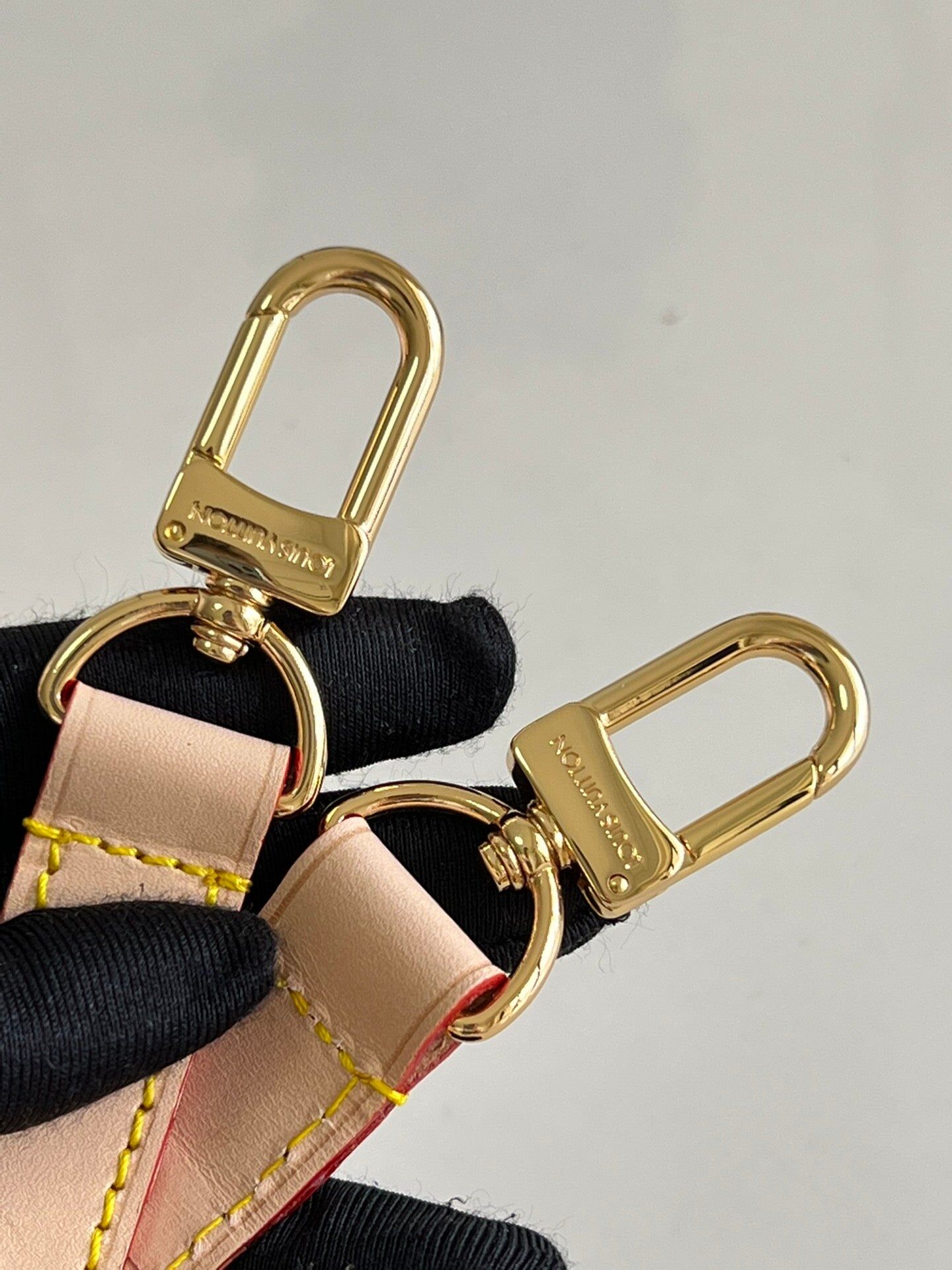 louis_vuitton_speedy_bandouliere_25_bag_6300.jpg