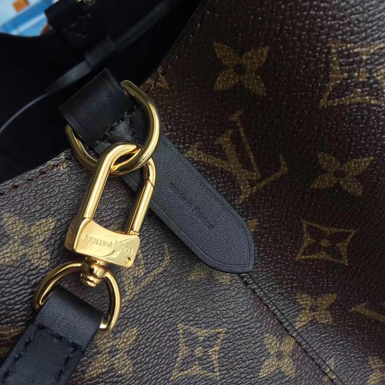 louis_vuitton_neonoe_mm_bag_1174.jpg
